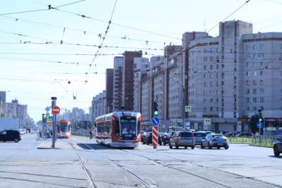 На ремонт трамвайных путей на Энгельса потратят 136 млн. рублей
