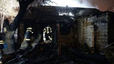 В Днепре загорелся жилой дом, есть погибшие