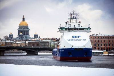 В Петербурге стартовал сезон ледокольной проводки судов