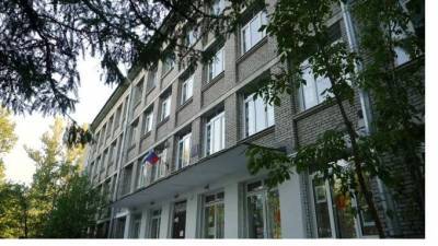 В комитете по образованию Петербурга опровергли слухи о продлении школьных каникул