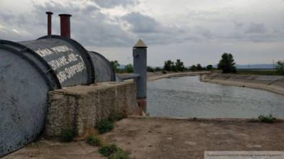 Украинский политолог озвучил условия возобновления подачи воды в Крым