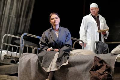 Тамбовский театр драмы приглашает медиков на «Апрельский романс»