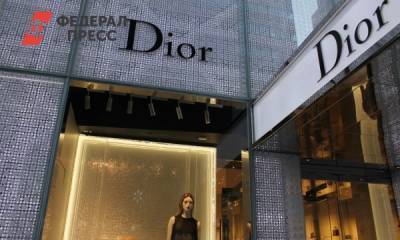 «Оденьте в Dior и Chanel няню»: в Сети смеются над скупостью Рудковской