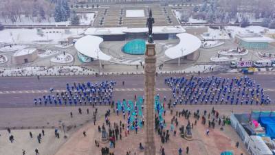 Память погибших героев Независимости почтили жасотановцы на площади республики в Алматы