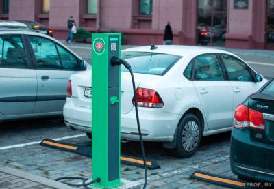 С нового года зарядка электромобилей в Беларуси станет платной