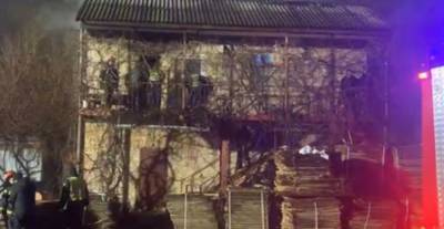 В Киеве админздание охватило пламенем: в пожаре оборвались жизнь людей, подробности и фото