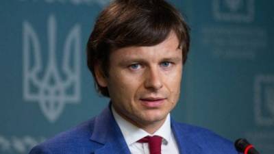 Сергей Марченко - Глава Минфина рассказал, сколько будут получать медики и учителя в 2021 году - hubs.ua