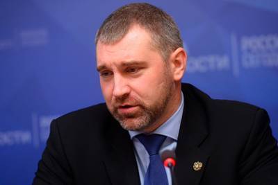 Глава Федерации мигрантов объяснил большое число приезжих в России