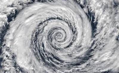 На Петербург надвигается циклон «Шанталь»