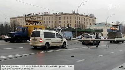 В Киеве разразился громкий скандал, в центре которого печально известный в украинской столице Шулявский мост