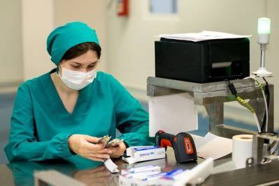 Компания, разработавшая препарат для лечения ковида, бесплатно отдаст его уральским врачам