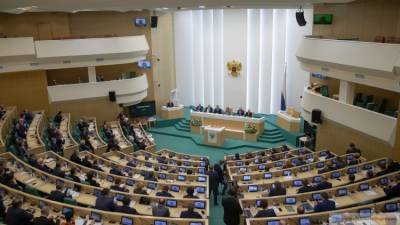 В РФ могут законодательно запретить "треш-стримы"