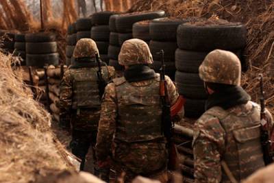 Попавшие в азербайджанское окружение армянские военные попытались прорваться - lenta.ru - Азербайджан