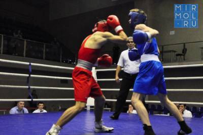 Три медали в Петербурге завоевала молодежная сборная Дагестана по боксу