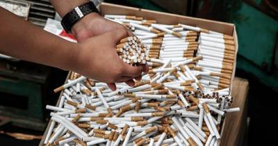 Россияне больше не смогут провозить по стране больше одного блока сигарет