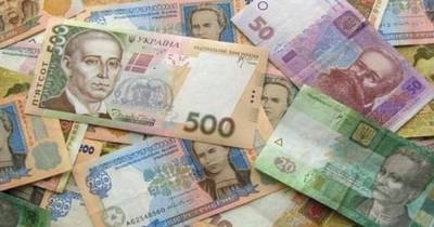 Карантинные 8 000 гривен начнут выплачивать с 21 декабря