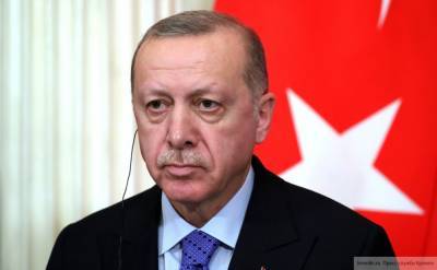 Эрдоган раскритиковал США за антитурецкие санкции, связанные с С-400