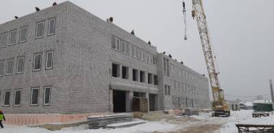 Первую за много лет школу строят в Большом Хомутце