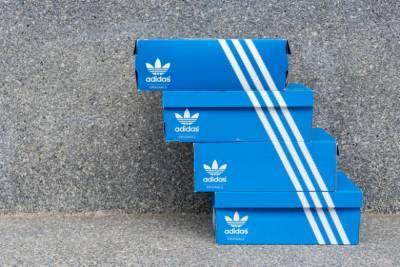 Легендарный американский бренд может быть продан немецким Adidas