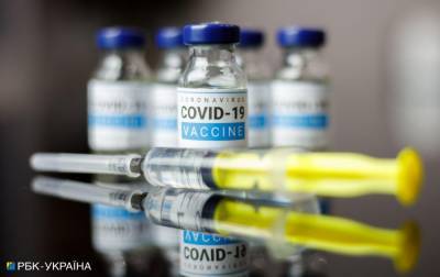 Франция ускорила вакцинацию от COVD, начнут уже в этом году