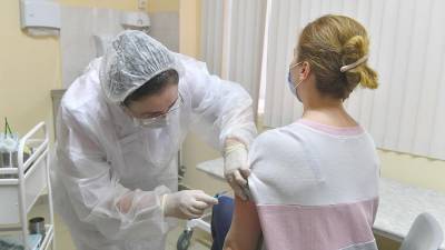 Свыше 12 тыс. москвичей прошли вакцинацию от коронавируса