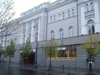 Завершена сделка продажи здания Вильнюсского центрального почтамта