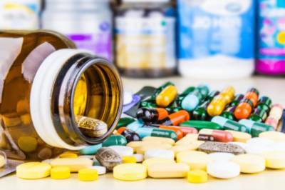 Правительство решило упростить ввоз лекарств в Украину для борьбы с COVID-19