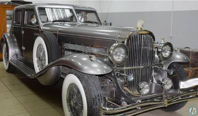 В Аткарске появилась копия автомобиля Аль Капоне, сделанная местным умельцем