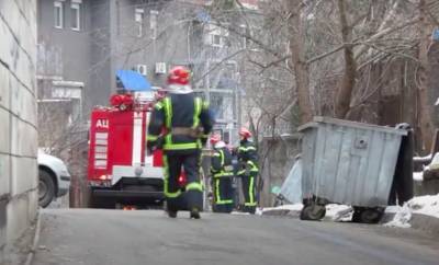 Спецслужбы подняты по тревоге: пожар в административном здании, есть погибшие
