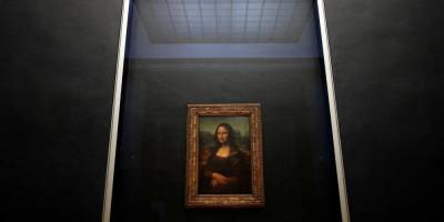 За $98 тыс. Лувр продал возможность посмотреть на Мону Лизу без стекла