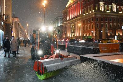 Москвичей предупредили о гололеде и снегопаде