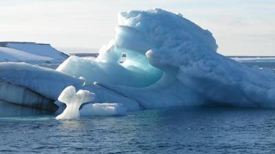 Ученые назвали причину сезонных водоворотов в Арктике