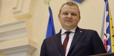 Главой Днепропетровского облсовета избрали Николая Лукашука: что о нем известно