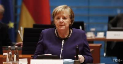 Меркель заявила, что позиция Германии по "Северному потоку-2" не изменилась