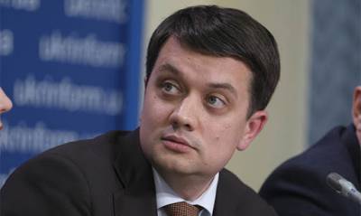 Украинцы доверяют Разумкову больше чем Зеленскому, — опрос