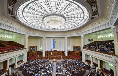 Опрос показал, что в парламент Украины могут пройти лишь 4 партии