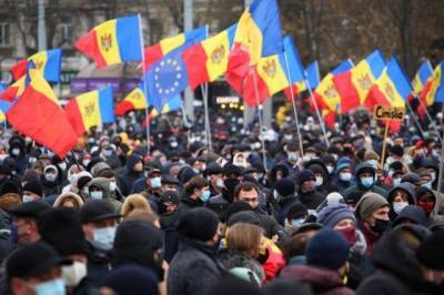Парламент Молдавии принял закон о снижении пенсионного возраста