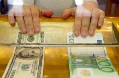 Доллар и евро неожиданно подорожали: что творится с валютным рынком