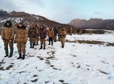 Российские миротворцы вывели армянских военных из окружения в Карабахе