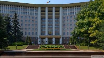 Депутаты Молдавии наделили русский язык статусом межнационального