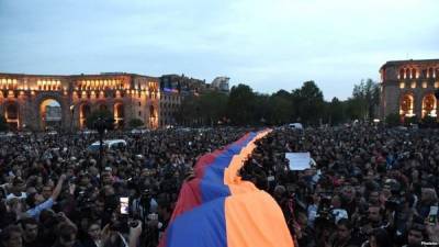 Армянская оппозиция проведёт всеобщую забастовку в «решающий» день борьбы