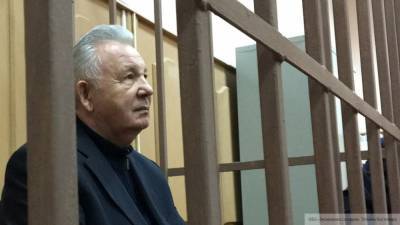 Экс-губернатора Хабаровского края Ишаева госпитализировали с сердечным приступом