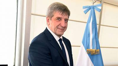 Экс-посол Белоруссии в Аргентине подал в суд на МИД
