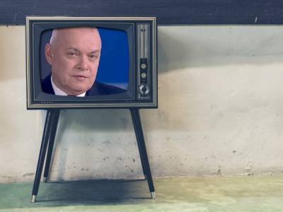 Зрители просят проверить высказывания ведущего Дмитрия Киселева на предмет оправдания терроризма