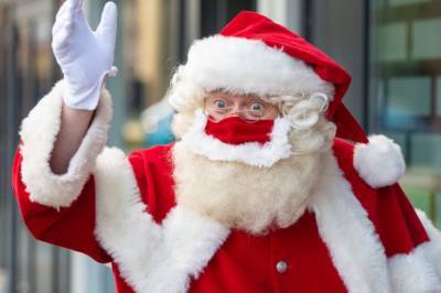 В Бельгии мэрия пригласила в дом престарелых Санта-Клауса: После его визита 75 человек заболели COVID-19