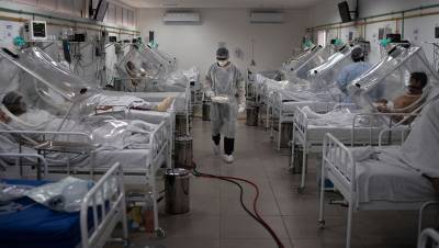 Число случаев коронавируса в Бразилии превысило 7 млн