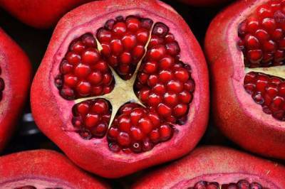 Медики установили, что популярный фрукт может защищать от коронавируса