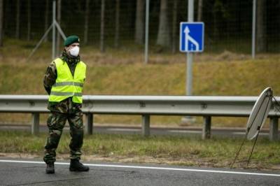 Полиция Литвы приучает людей к ограничениям передвижения