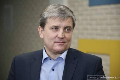 Министр информации Игорь Луцкий посетил ГрГУ имени Янки Купалы