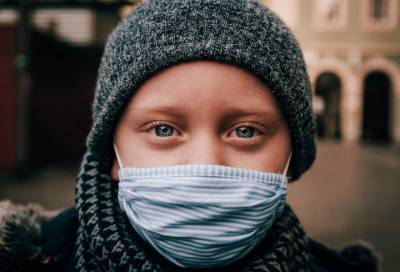 Почти 4 тысячи жителей Петербурга заболели коронавирусом за сутки